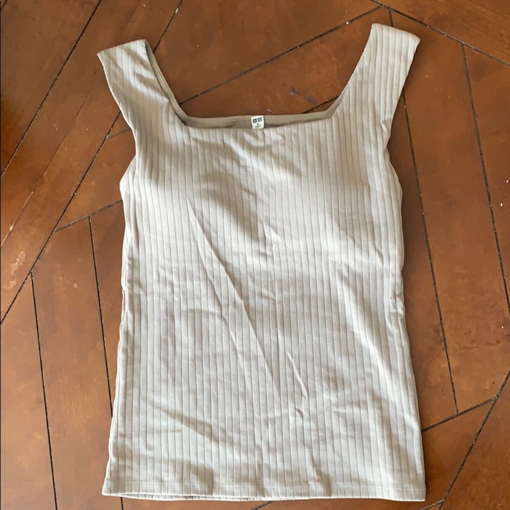 XS Uniqlo Ribbed Square Neck Bra Tank - Beige